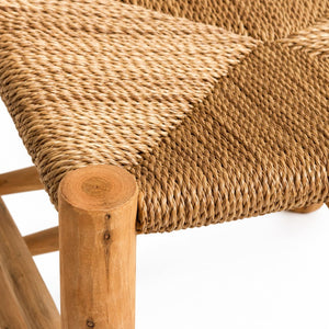 silla artesanal de madera y anea natural