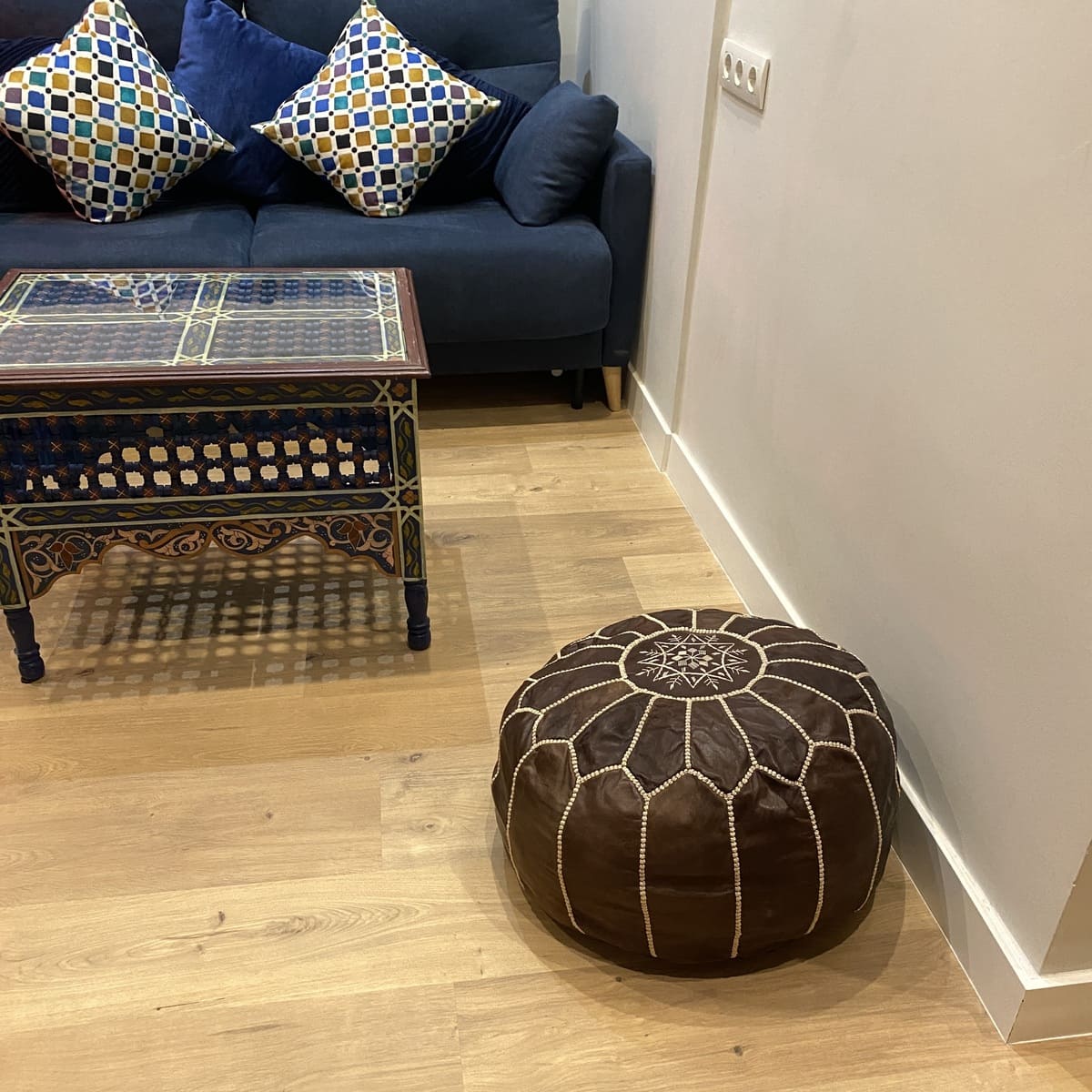 Pouf marocchino in pelle naturale marrone