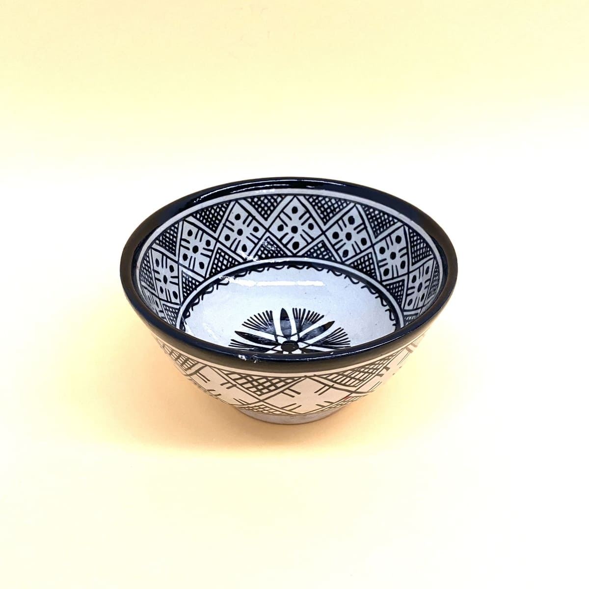 Insalatiera araba in stile berbero bianco e nero 18 cm