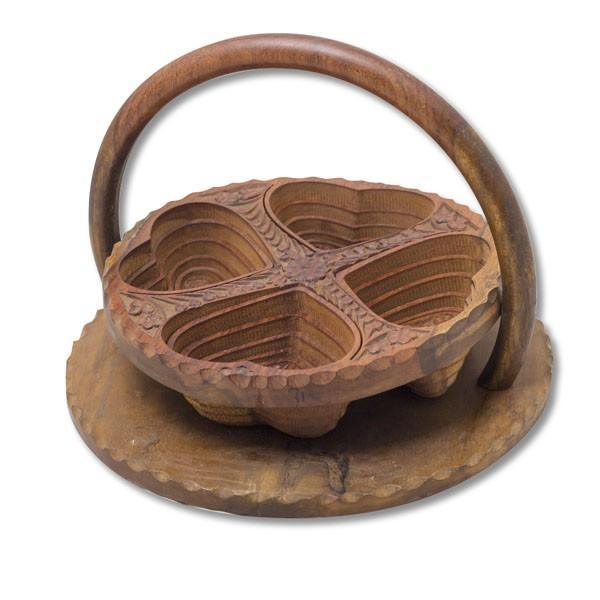 Cesta árabe de frutos secos - estilo corazones