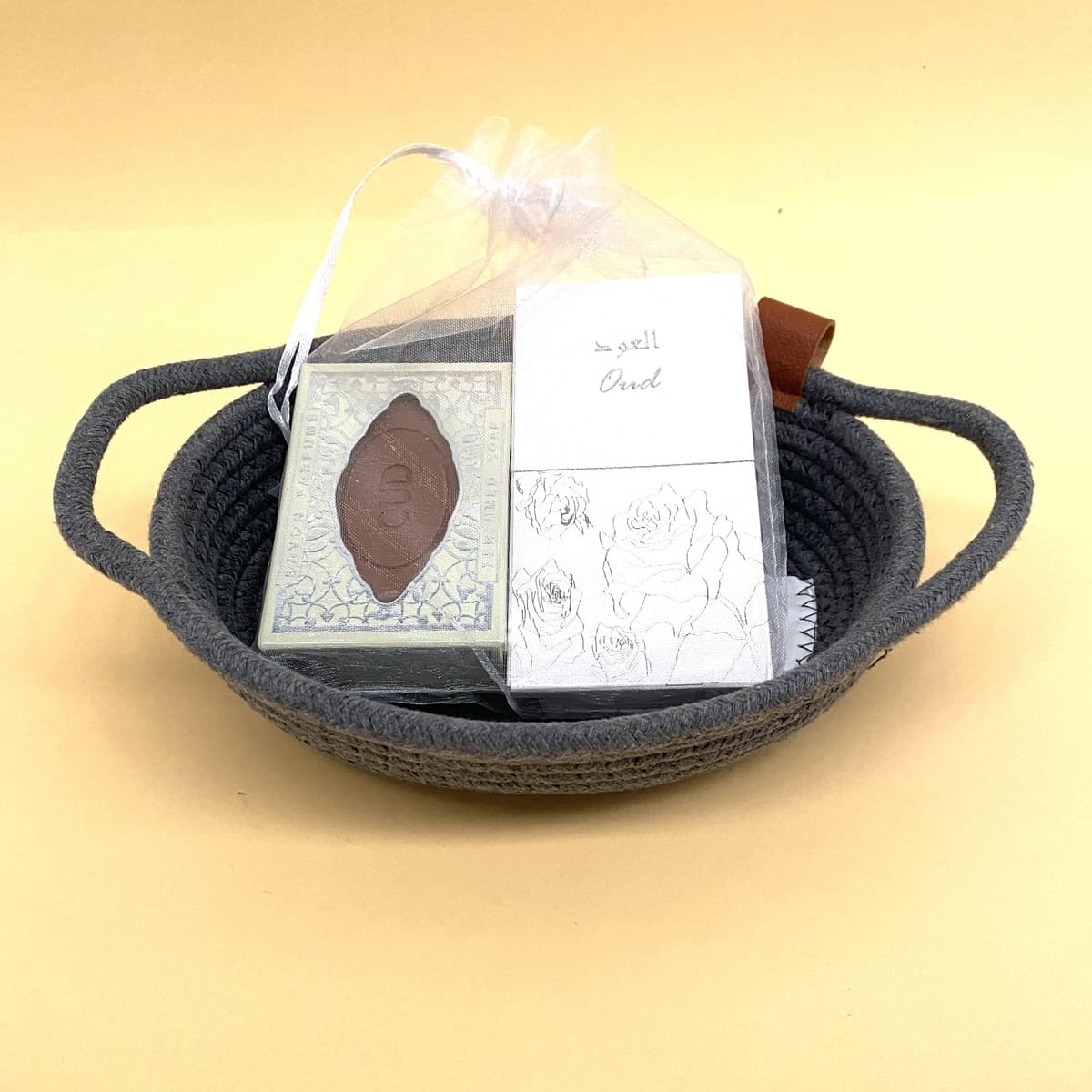 Cesto di profumo arabo Oud MADINI + saponetta